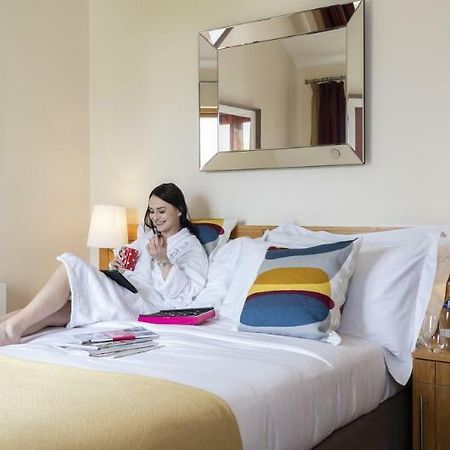 Hotel Johnstown House Enfield Esterno foto