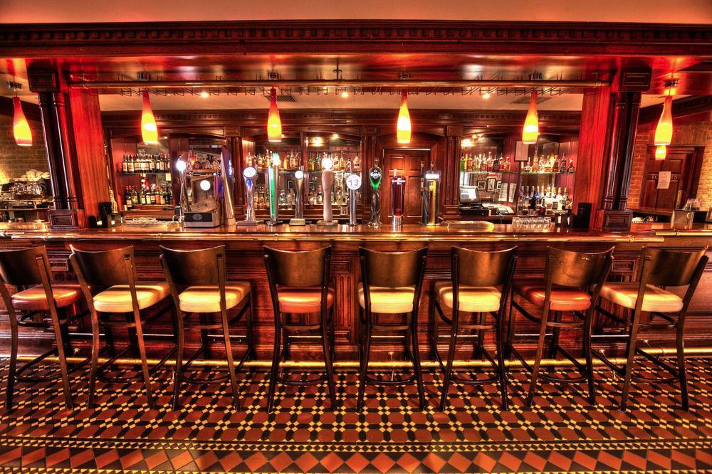 Hotel Johnstown House Enfield Esterno foto