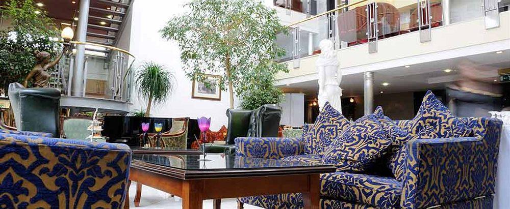 Hotel Johnstown House Enfield Esterno foto