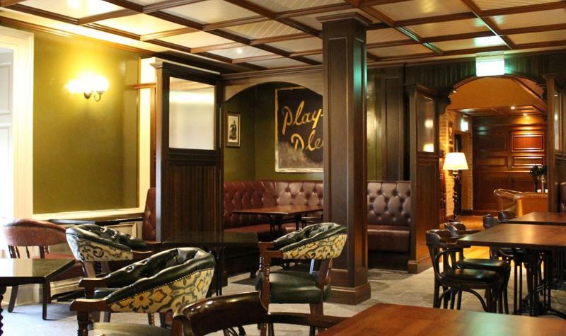 Hotel Johnstown House Enfield Esterno foto