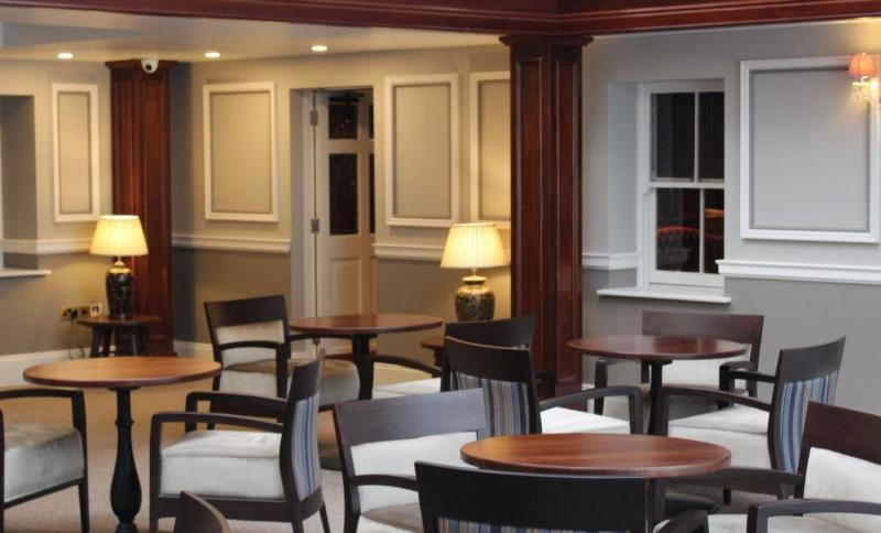 Hotel Johnstown House Enfield Esterno foto